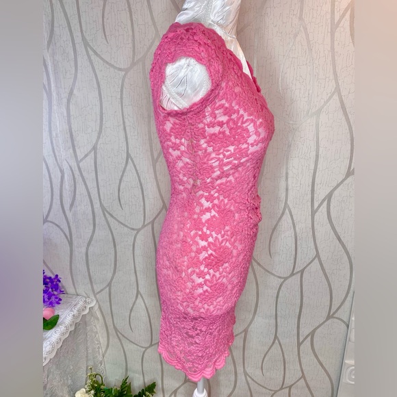 🌷 Vibrant Rose Red Pink Sheer Lace Dress 🌷 - Picture 9 of 10